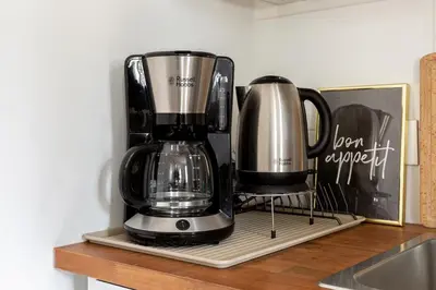 Kaffee-/Teezubehör in der Unterkunft Global Living - Design Apartment I Central I Smart-TV I Kitchen I Berlin