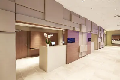 Lobby/Rezeption in der Unterkunft Steigenberger Hotel Am Kanzleramt