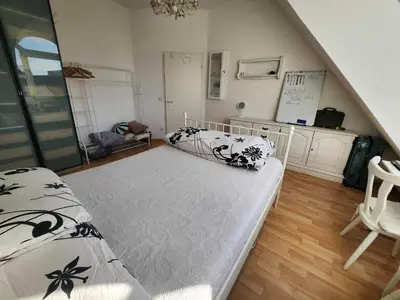 Ein Bett oder Betten in einem Zimmer der Unterkunft One Private room available in a two room apartment in Tegel, Berlin