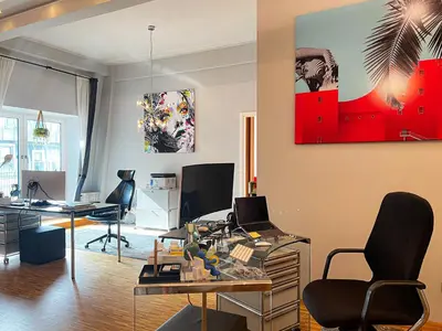 Ein Sitzbereich in der Unterkunft Luxurious, huge designer Loft, central Kreuzberg