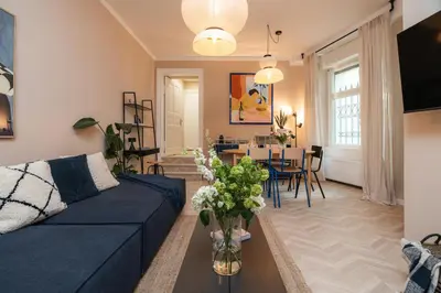 TV/Unterhaltungsangebot in der Unterkunft Arbio I Artsy Berlin Oasis Apartment