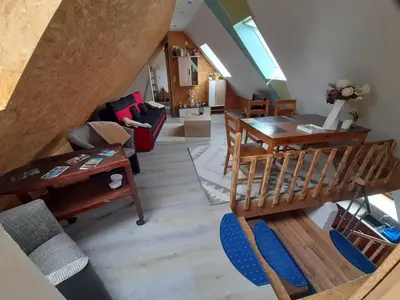 Ein Sitzbereich in der Unterkunft De´ Borns Ferienwohnung