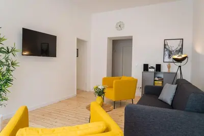 TV/Unterhaltungsangebot in der Unterkunft Spacious 3BR plus AC Self Check-in Street Parking