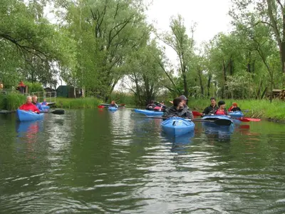 Blick auf einen Fluss in der Nähe der Pension