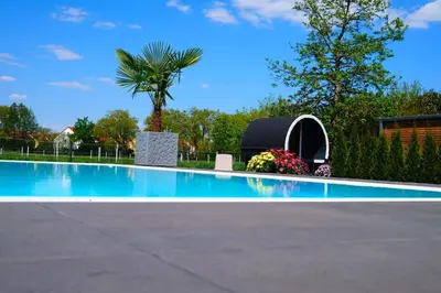 Der Swimmingpool an oder in der Nähe von Pool Sauna Entspannung