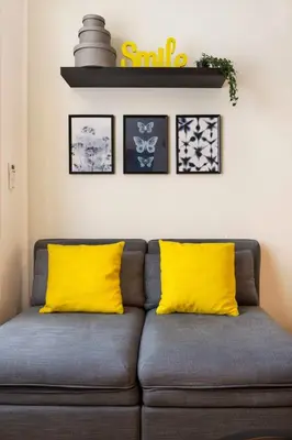 Ein Sitzbereich in der Unterkunft Great Apartment close to Kudamm