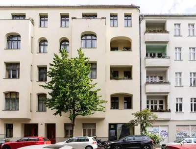 Das Gebäude in dem sich die Ferienwohnung befindet