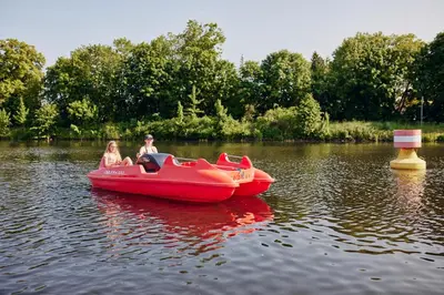 Blick auf einen Fluss in der Nähe des Ferienhauses
