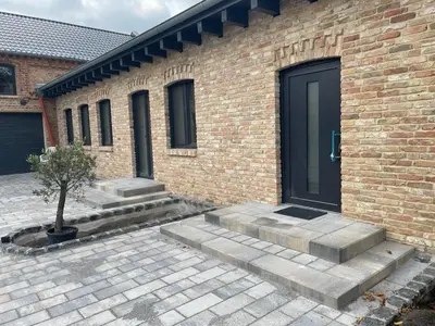 Das Gebäude in dem sich die Ferienwohnung befindet