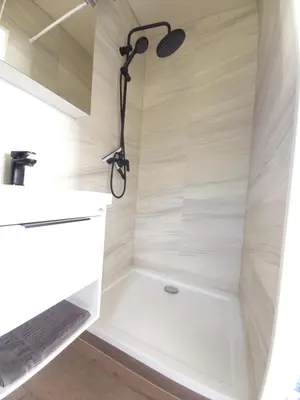 Ein Badezimmer in der Unterkunft Tinyhaus in 16845 Manker mitten im Dorf tiny house
