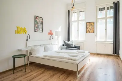 Ein Bett oder Betten in einem Zimmer der Unterkunft Stylish Apartment in convinient location