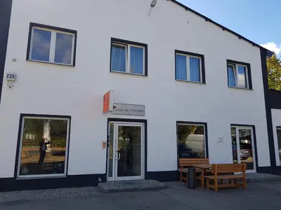 Das Gebäude in dem sich die Pension befindet