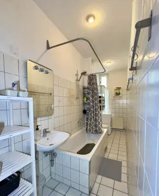 Ein Badezimmer in der Unterkunft Private 10sqm Room in Shared Flat near Schönhauser Allee