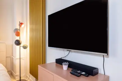 TV/Unterhaltungsangebot in der Unterkunft Great 1-room Loft