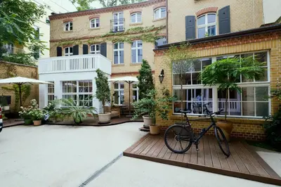 Das Gebäude in dem sich die Ferienwohnung befindet
