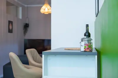 Getränke in der Unterkunft Blue Chili 32 - Stadtwohnung für 3 modern zentral Karlshorst Wlan