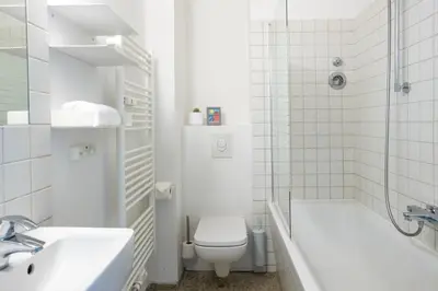 Ein Badezimmer in der Unterkunft Flattering - Berlin
