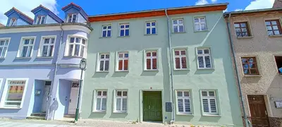 Das Gebäude in dem sich die Ferienwohnung befindet