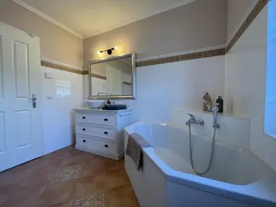 Ein Badezimmer in der Unterkunft Luxus-Domizil am Wasser mit eigenem Bootssteg