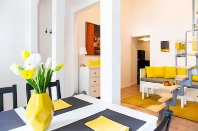 Küche/Küchenzeile in der Unterkunft Spacious loft style Studio in Berlin Wilmersdorf