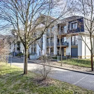 Neue stillvolle Wohnung im Steinbach Palais