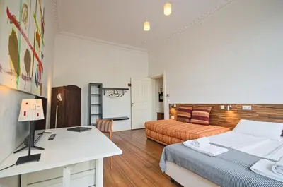 Ein Bett oder Betten in einem Zimmer der Unterkunft 2 Bedroom Apartment (ABEMI)