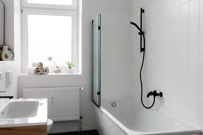 Ein Badezimmer in der Unterkunft Modernes Apartment Lieblingsfleck I 2 Schlafzimmer I 4 Betten I Zentrumsnah