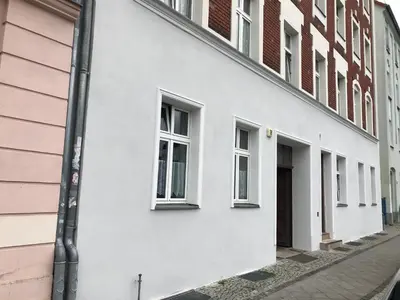 Das Gebäude in dem sich die Ferienwohnung befindet