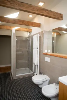 Ein Badezimmer in der Unterkunft A Refuge Built for a King