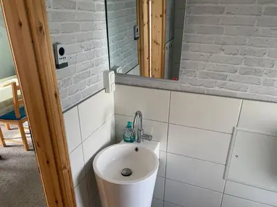 Ein Badezimmer in der Unterkunft Bungalow im Grünen