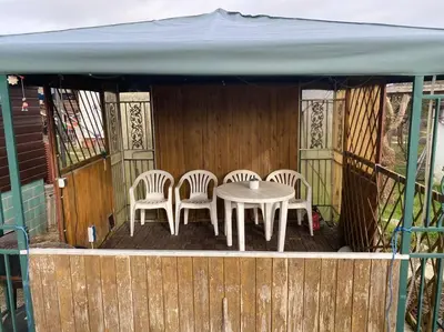 Ein Balkon oder eine Terrasse in der Unterkunft Bungalow im Grünen