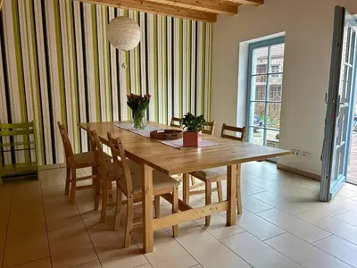 Ein Sitzbereich in der Unterkunft Ferienhaus am Beverinsee