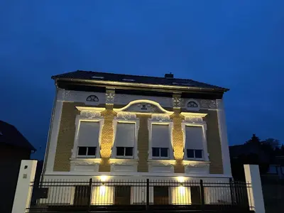 Das Gebäude in dem sich die Ferienwohnung befindet