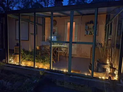 Ein Garten an der Unterkunft Gästehaus Zur Walnuss Berlin