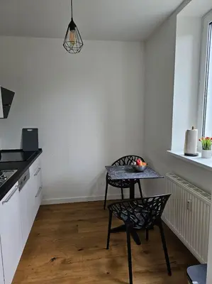 Küche/Küchenzeile in der Unterkunft Casa Frida - Business Apartment near Airport BER, kitchen, bathroom, balcony, car park