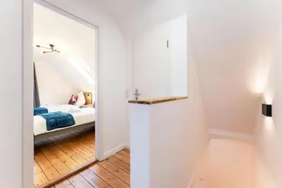 Ein Bett oder Betten in einem Zimmer der Unterkunft Neues Haus ,11 Betten, völlmöbliert mit Parkplätzen, Garage und Garten