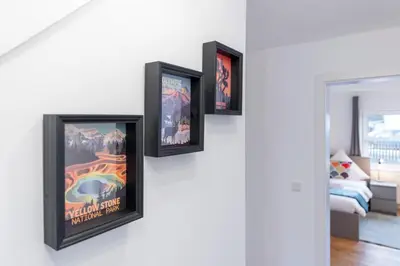 Ein Bett oder Betten in einem Zimmer der Unterkunft Neues Haus ,11 Betten, völlmöbliert mit Parkplätzen, Garage und Garten