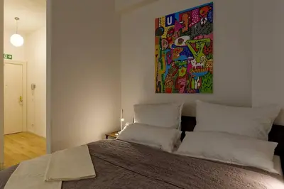 Ein Bett oder Betten in einem Zimmer der Unterkunft Wohnung 2 neben Warschauer Platz und Spree