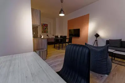 TV/Unterhaltungsangebot in der Unterkunft Wohnung 2 neben Warschauer Platz und Spree