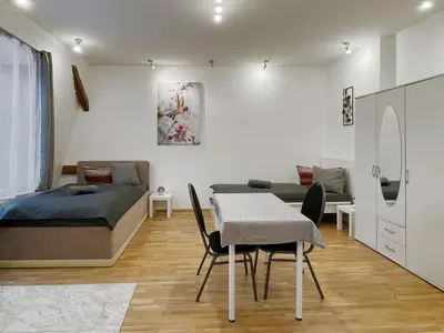 Ein Sitzbereich in der Unterkunft Apartments-Alt-Marzahn