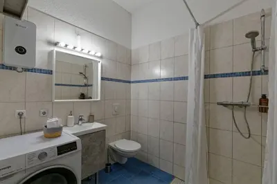 Ein Badezimmer in der Unterkunft Wohnung 3 neben Warschauer Platz und Spree