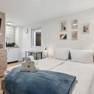 Vorstadtoase - Apartment für 2 Personen mit Smart TV