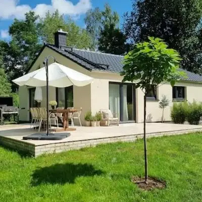 Haus am Waldrand und in Seenähe