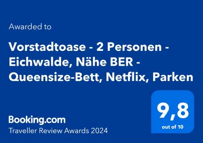 Ein Zertifikat, Auszeichnung, Logo oder anderes Dokument, das in der Unterkunft Vorstadtoase - 2 Personen - Eichwalde, Nähe BER - Queensize-Bett, Netflix, Parken ausgestellt ist