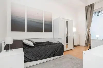 Ein Bett oder Betten in einem Zimmer der Unterkunft Newly furnished apartment for up to 6 people