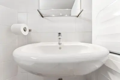 Ein Badezimmer in der Unterkunft Chic & Modern Apartment