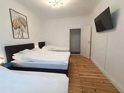 Ein Bett oder Betten in einem Zimmer der Unterkunft central 2 Bedroom Apartment in Kreuzberg