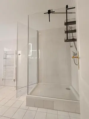 Ein Badezimmer in der Unterkunft central 2 Bedroom Apartment in Kreuzberg