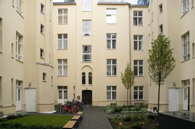 Das Gebäude in dem sich die Ferienwohnung befindet