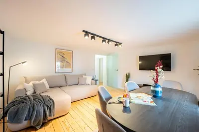 Ein Sitzbereich in der Unterkunft Geräumiges Apartment in zentraler Lage Potsdams